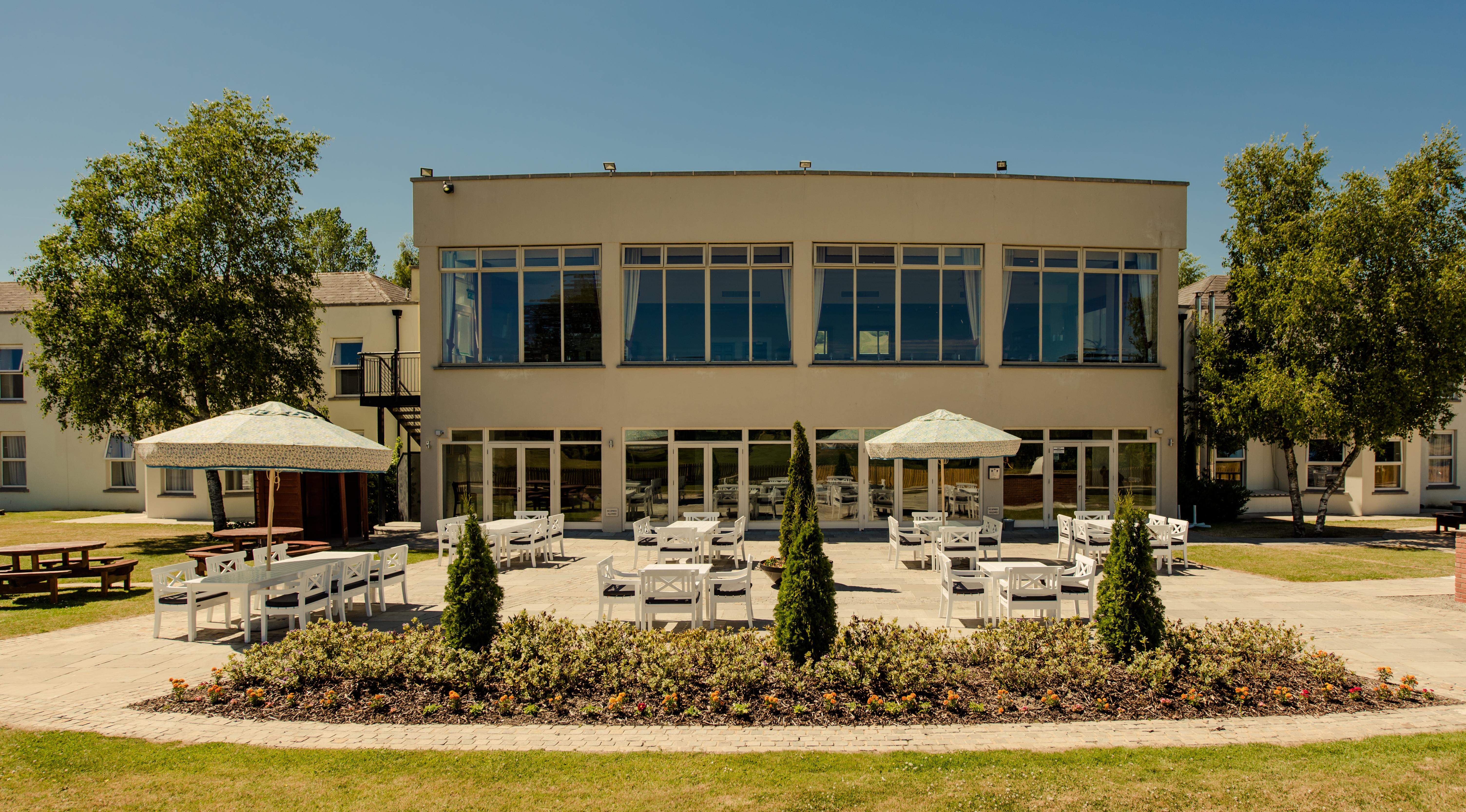 Tulfarris Hotel And Golf Resort Extérieur photo