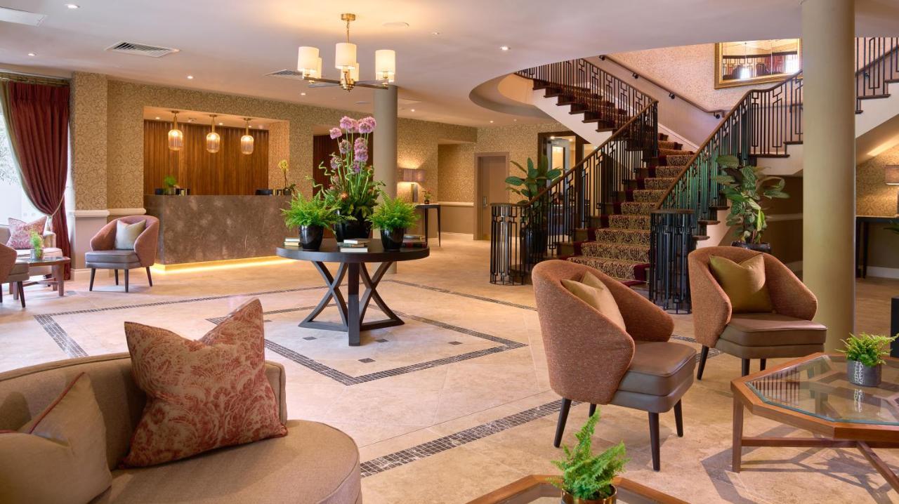 Tulfarris Hotel And Golf Resort Extérieur photo