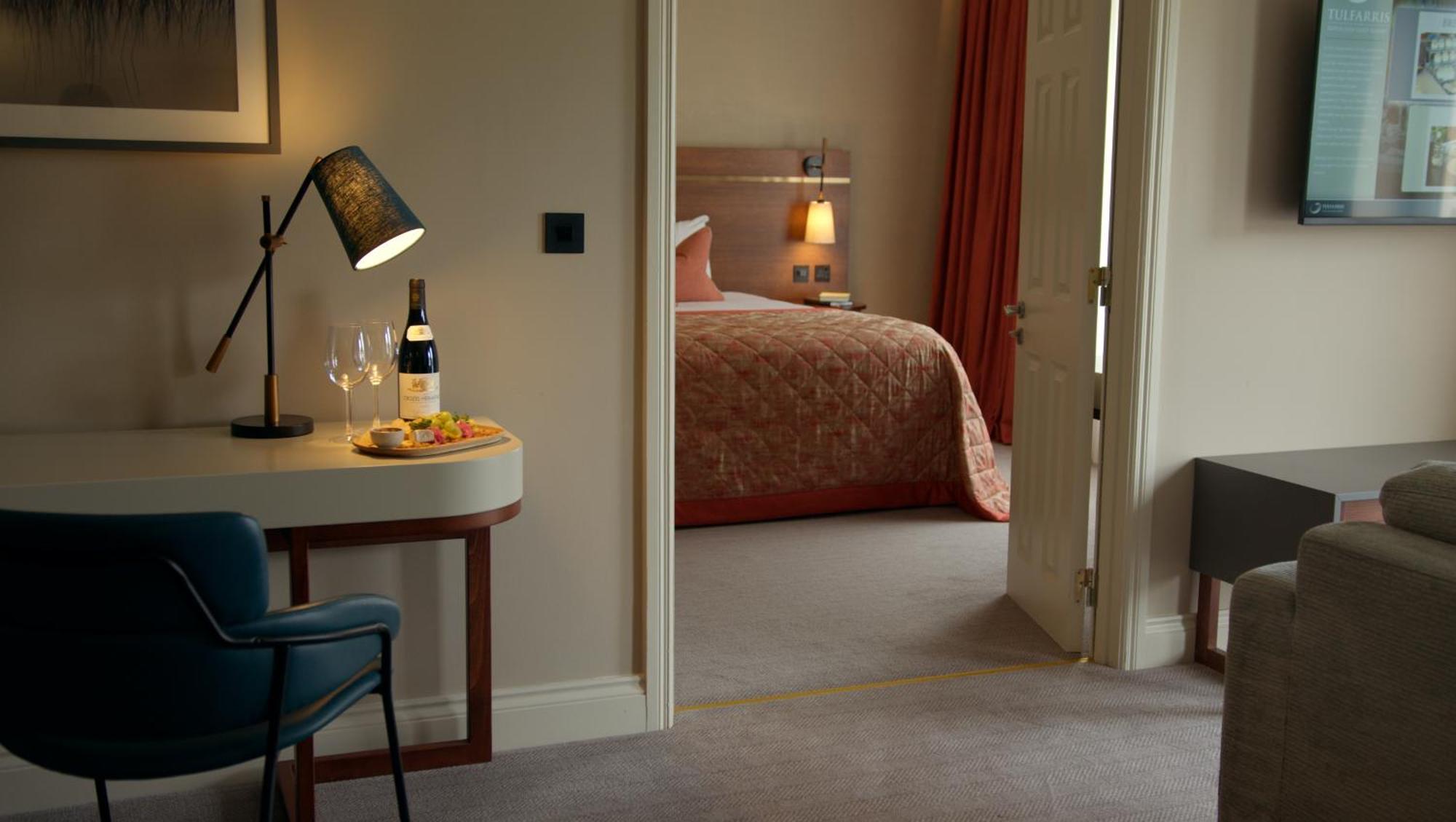 Tulfarris Hotel And Golf Resort Extérieur photo