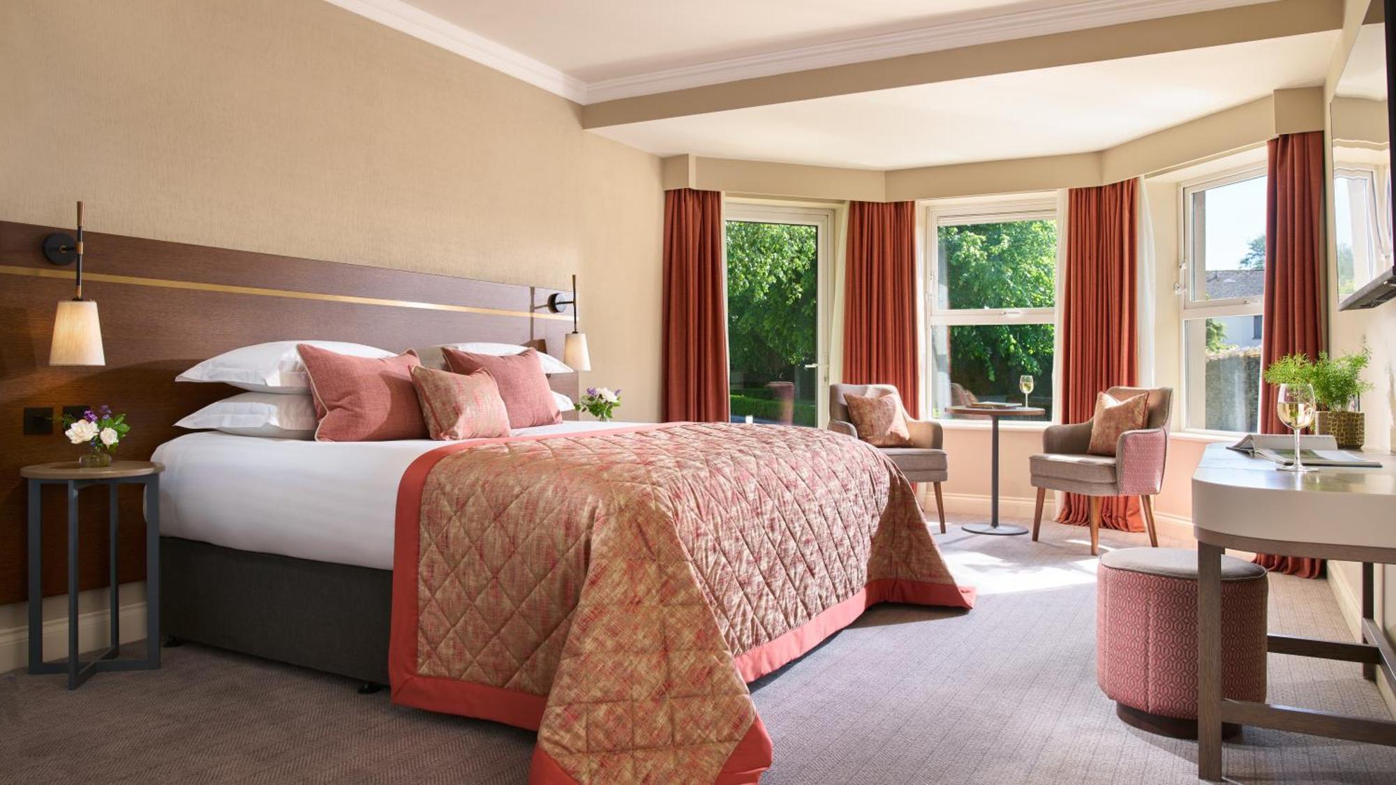 Tulfarris Hotel And Golf Resort Extérieur photo