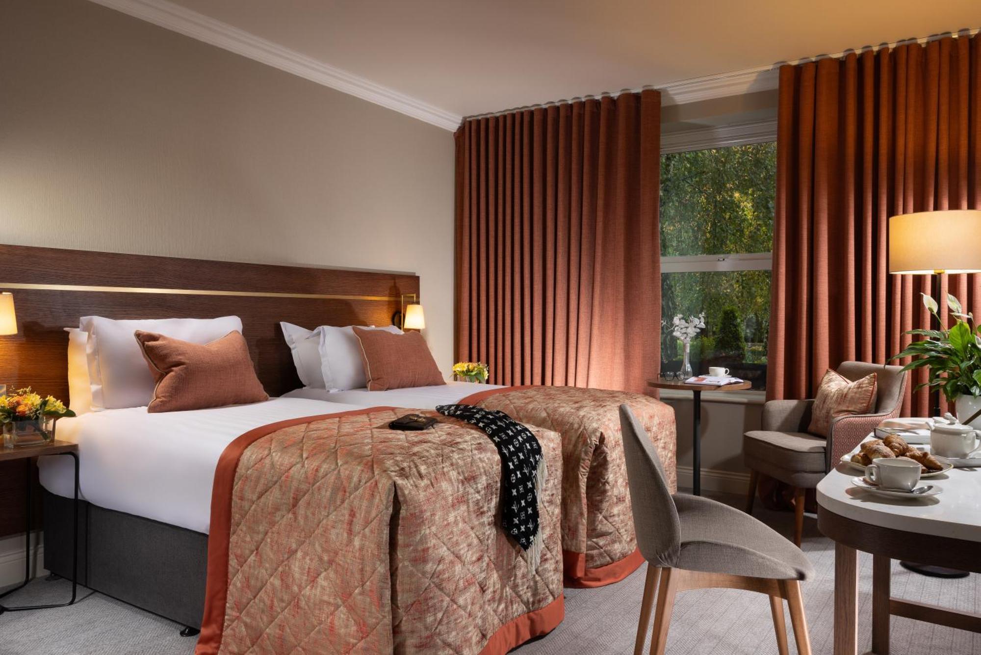 Tulfarris Hotel And Golf Resort Extérieur photo