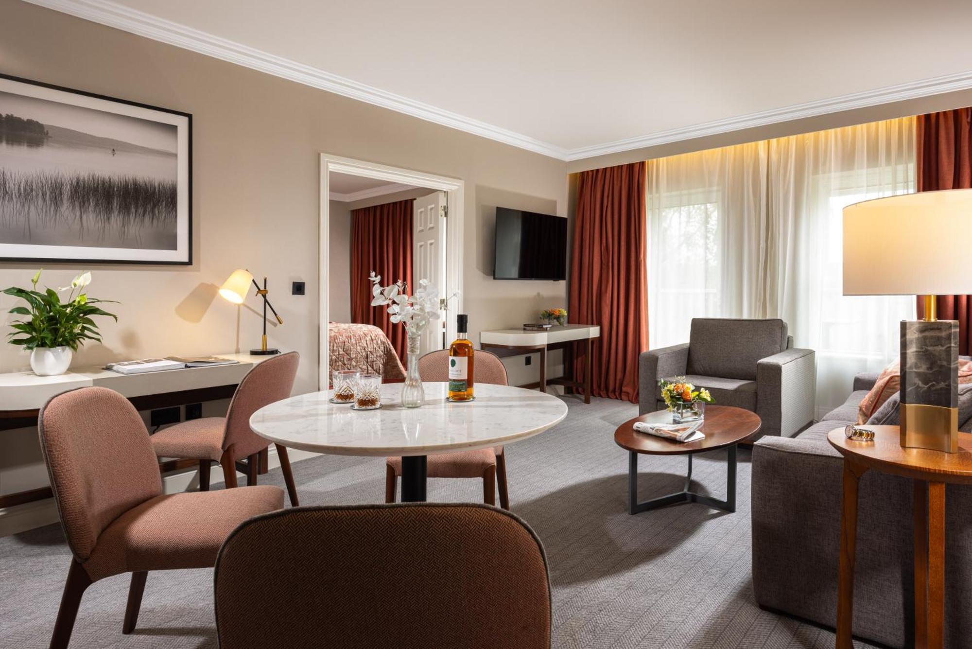 Tulfarris Hotel And Golf Resort Extérieur photo